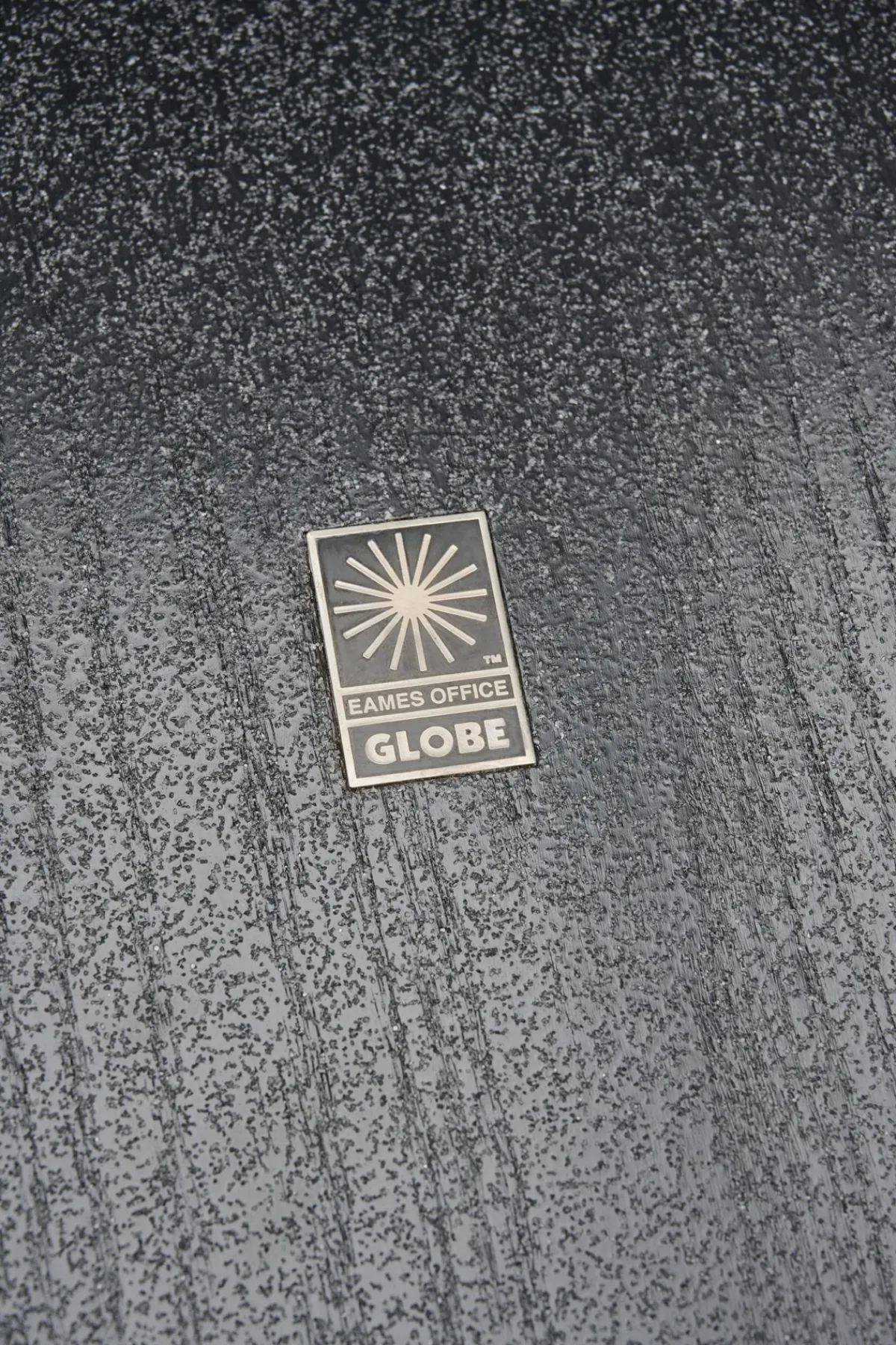 eames_lounge_longboard__l_3.webp Globe Brand Eames Lounge Longboard 38" Longboard - < Longboards